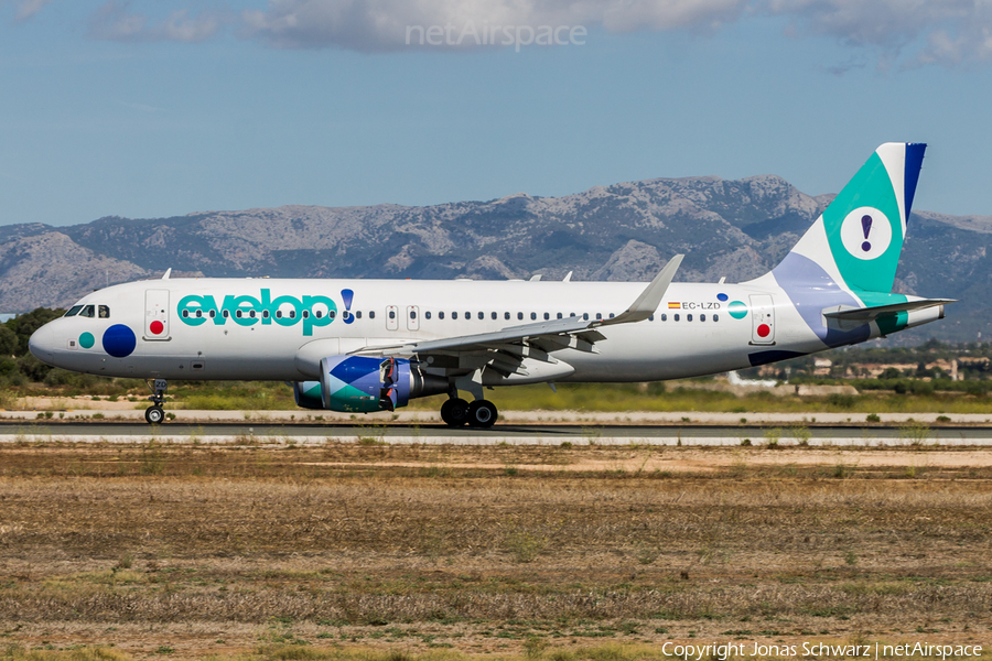 Evelop Airlines Airbus A320-214 (EC-LZD) | Photo 88267