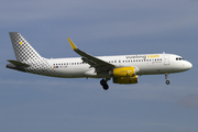 Vueling Airbus A320-232 (EC-LZE) at  Amsterdam - Schiphol, Netherlands