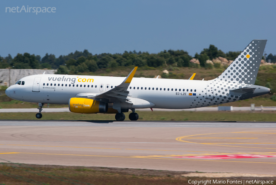 Vueling Airbus A320-232 (EC-LZE) | Photo 59021