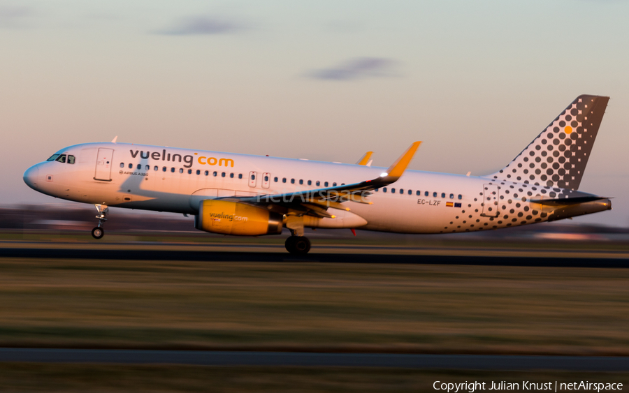 Vueling Airbus A320-232 (EC-LZF) | Photo 138026