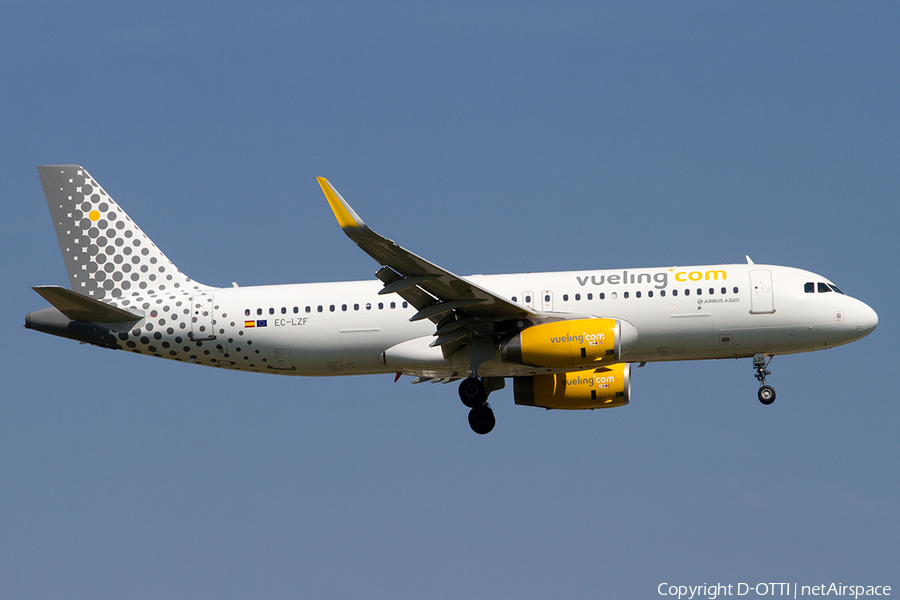 Vueling Airbus A320-232 (EC-LZF) | Photo 509682