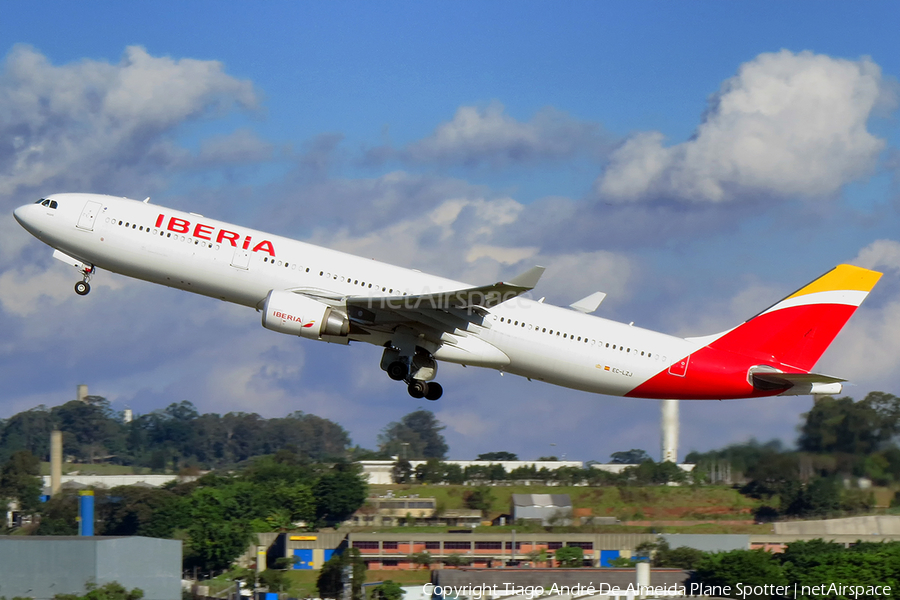 Iberia Airbus A330-302 (EC-LZJ) | Photo 359798