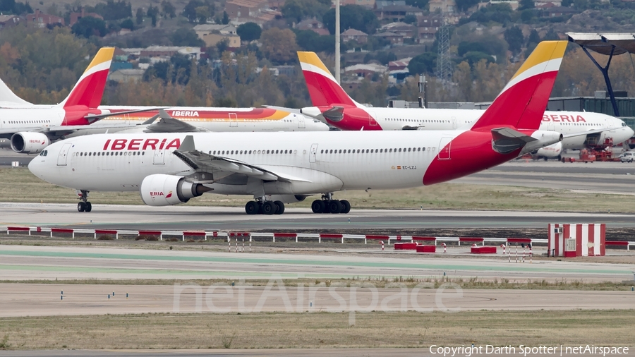 Iberia Airbus A330-302 (EC-LZJ) | Photo 233493