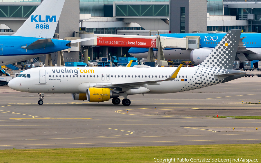 Vueling Airbus A320-214 (EC-LZN) | Photo 350553