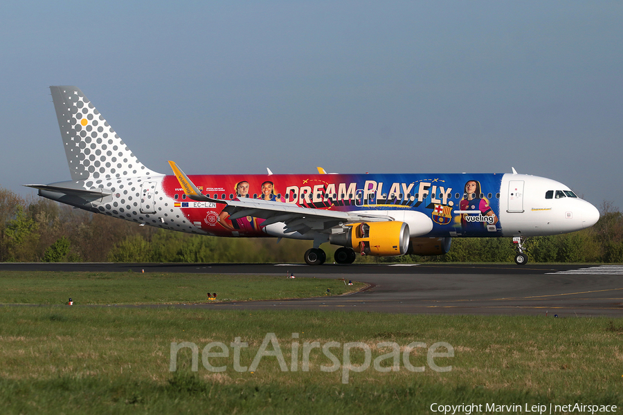 Vueling Airbus A320-214 (EC-LZN) | Photo 675814