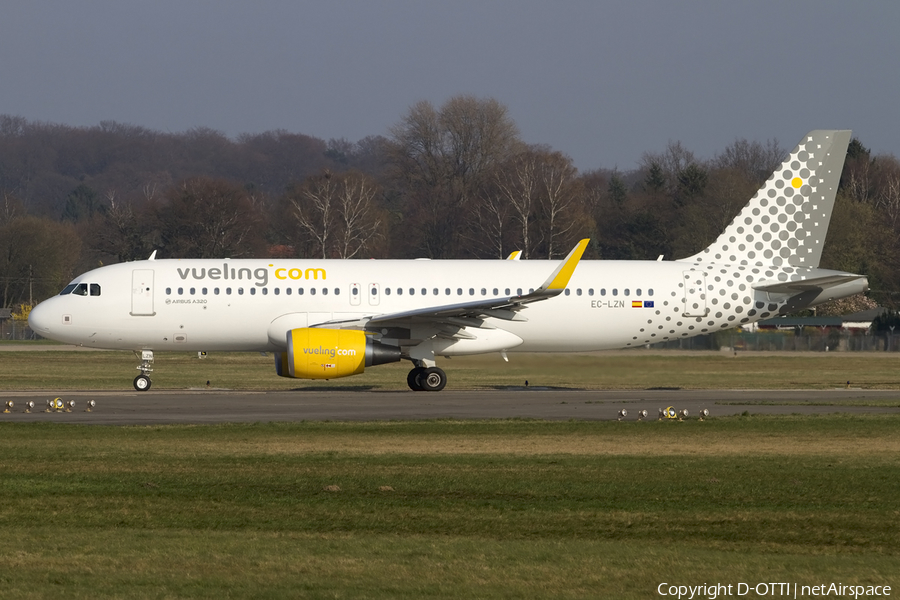 Vueling Airbus A320-214 (EC-LZN) | Photo 435232