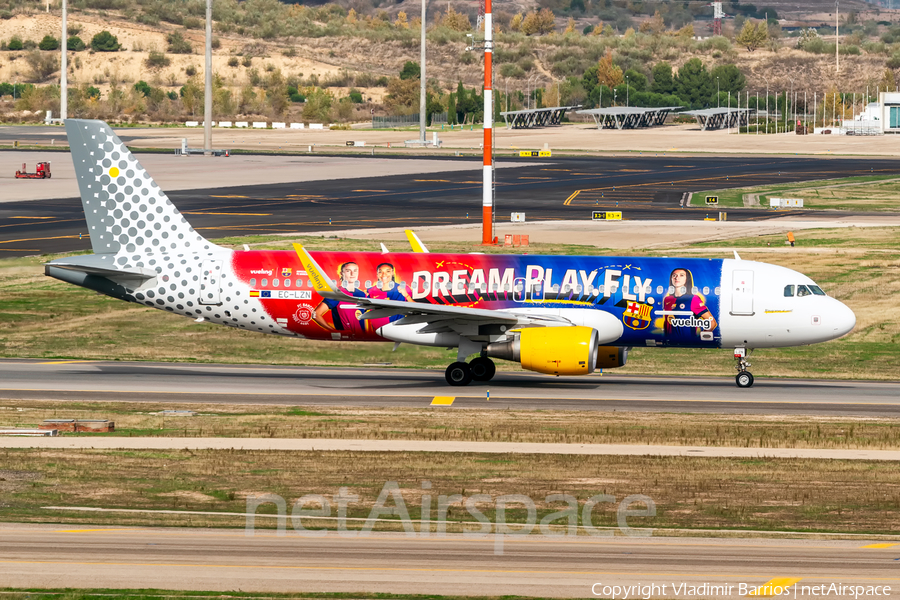 Vueling Airbus A320-214 (EC-LZN) | Photo 652794