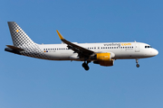 Vueling Airbus A320-214 (EC-LZN) at  Palma De Mallorca - Son San Juan, Spain