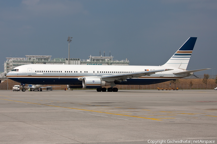 Privilege Style Boeing 767-35D(ER) (EC-LZO) | Photo 85131