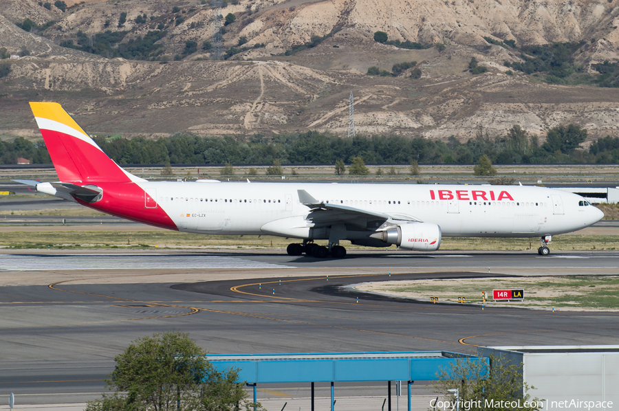 Iberia Airbus A330-302 (EC-LZX) | Photo 350524
