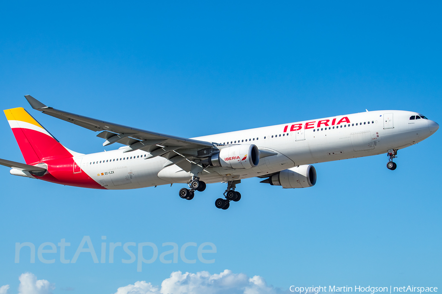 Iberia Airbus A330-302 (EC-LZX) | Photo 316435