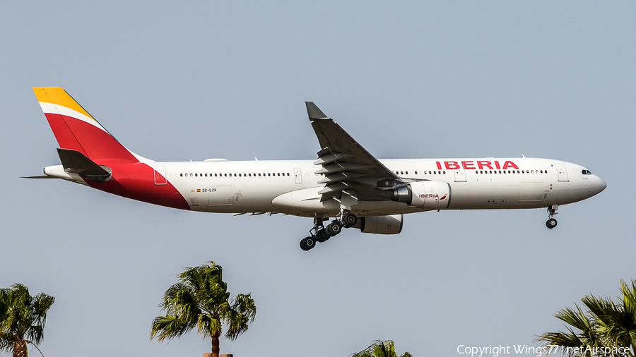 Iberia Airbus A330-302 (EC-LZX) | Photo 394437
