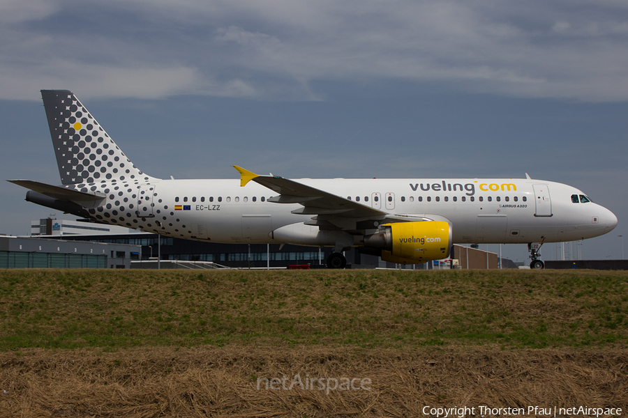 Vueling Airbus A320-214 (EC-LZZ) | Photo 63125