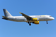Vueling Airbus A320-214 (EC-LZZ) at  Barcelona - El Prat, Spain