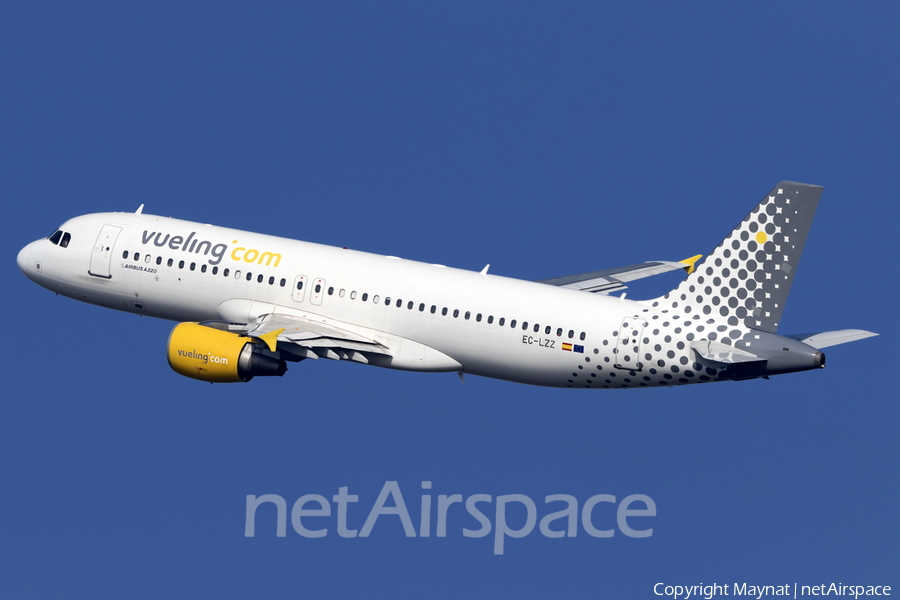 Vueling Airbus A320-214 (EC-LZZ) | Photo 205299