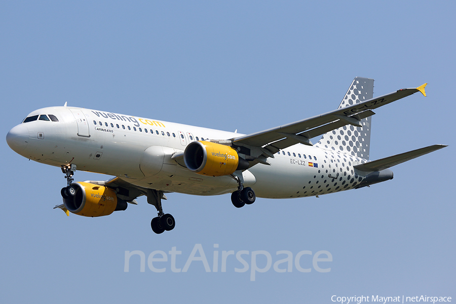 Vueling Airbus A320-214 (EC-LZZ) | Photo 408382