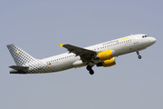 Vueling Airbus A320-214 (EC-LZZ) at  Tenerife Norte - Los Rodeos, Spain