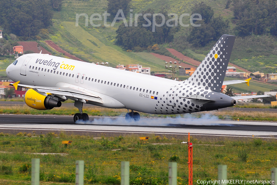 Vueling Airbus A320-214 (EC-LZZ) | Photo 494886