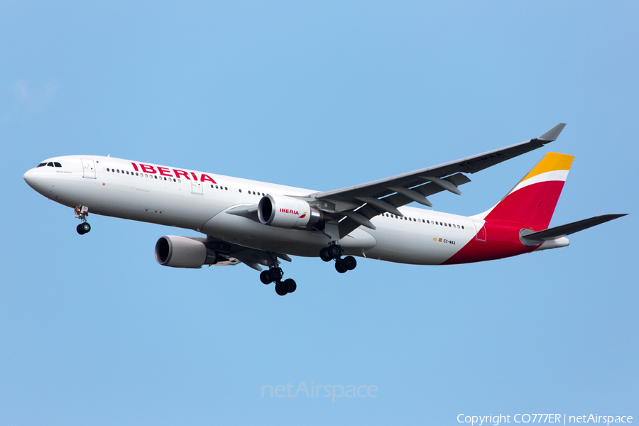 Iberia Airbus A330-302 (EC-MAA) | Photo 79096
