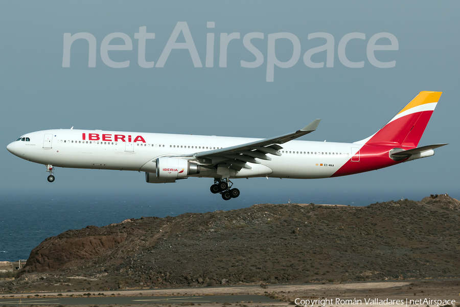Iberia Airbus A330-302 (EC-MAA) | Photo 344224