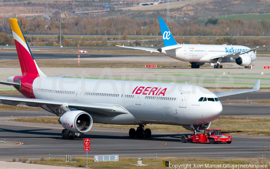 Iberia Airbus A330-302 (EC-MAA) | Photo 360089