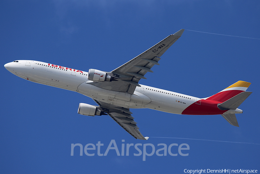 Iberia Airbus A330-302 (EC-MAA) | Photo 387686