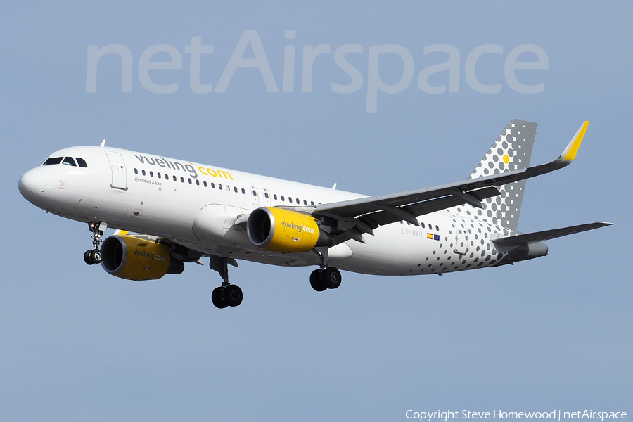 Vueling Airbus A320-214 (EC-MAH) | Photo 150856