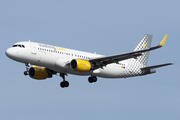 Vueling Airbus A320-214 (EC-MAH) at  London - Gatwick, United Kingdom