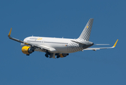 Vueling Airbus A320-214 (EC-MAH) at  Porto, Portugal