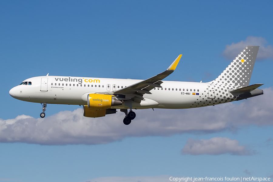 Vueling Airbus A320-214 (EC-MAI) | Photo 156199