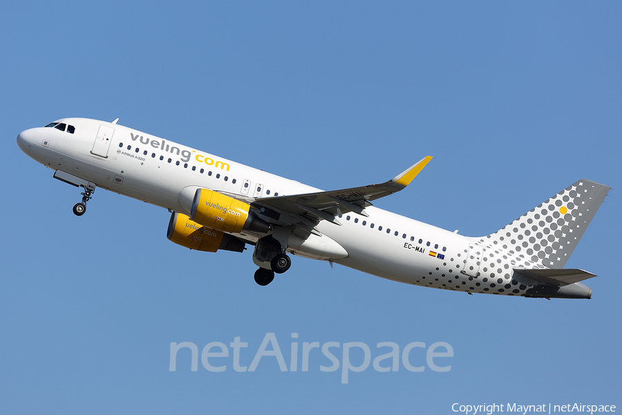 Vueling Airbus A320-214 (EC-MAI) | Photo 181509