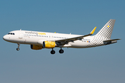 Vueling Airbus A320-214 (EC-MAI) at  Hamburg - Fuhlsbuettel (Helmut Schmidt), Germany