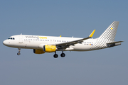 Vueling Airbus A320-214 (EC-MAI) at  Hamburg - Fuhlsbuettel (Helmut Schmidt), Germany