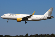 Vueling Airbus A320-214 (EC-MAI) at  Hamburg - Fuhlsbuettel (Helmut Schmidt), Germany