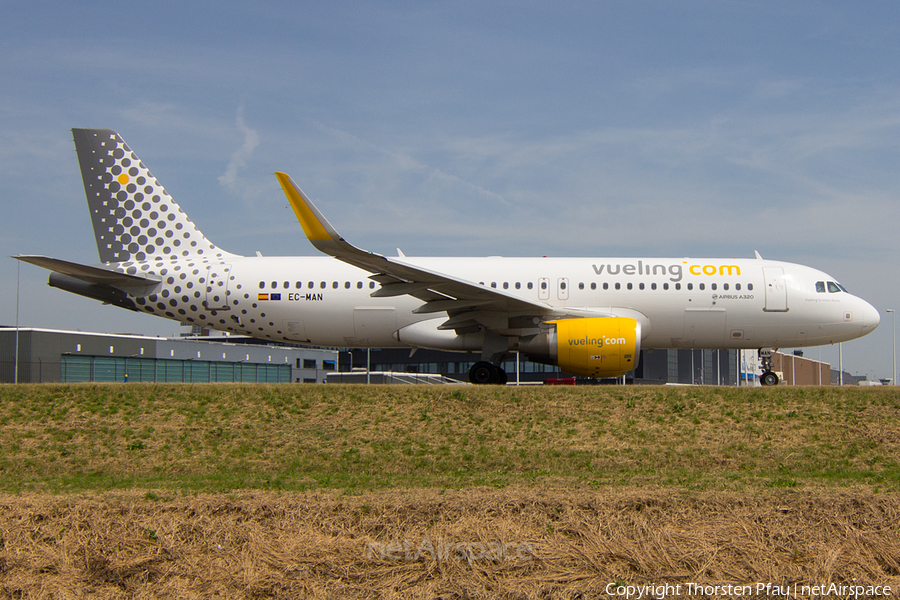 Vueling Airbus A320-214 (EC-MAN) | Photo 63124