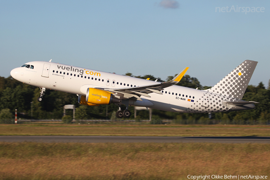 Vueling Airbus A320-214 (EC-MAN) | Photo 49554