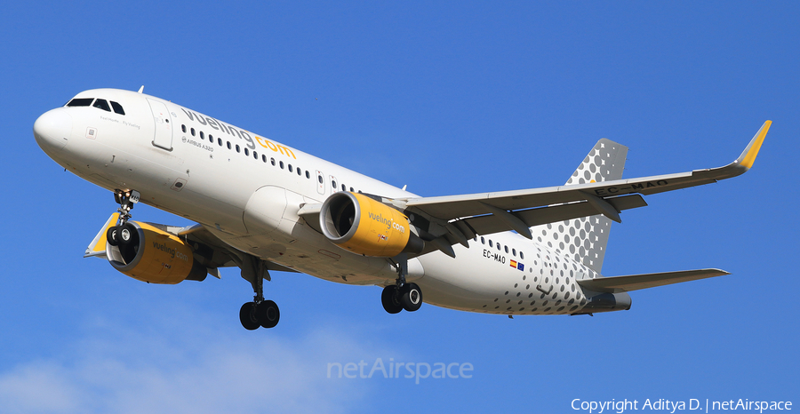 Vueling Airbus A320-214 (EC-MAO) | Photo 359550