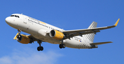 Vueling Airbus A320-214 (EC-MAO) at  Barcelona - El Prat, Spain