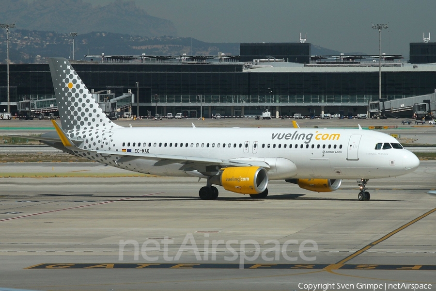 Vueling Airbus A320-214 (EC-MAO) | Photo 75429