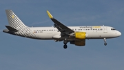 Vueling Airbus A320-214 (EC-MAO) at  Frankfurt am Main, Germany