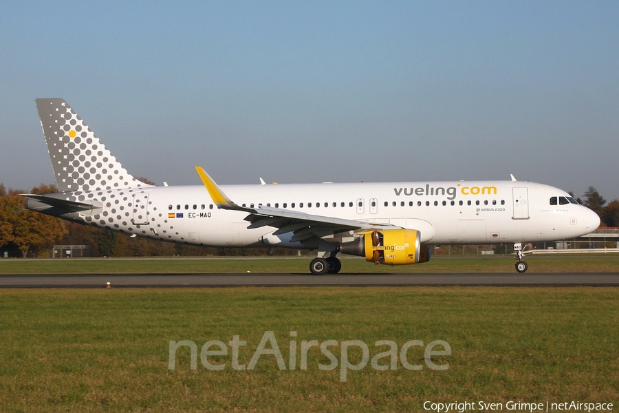 Vueling Airbus A320-214 (EC-MAO) | Photo 368031