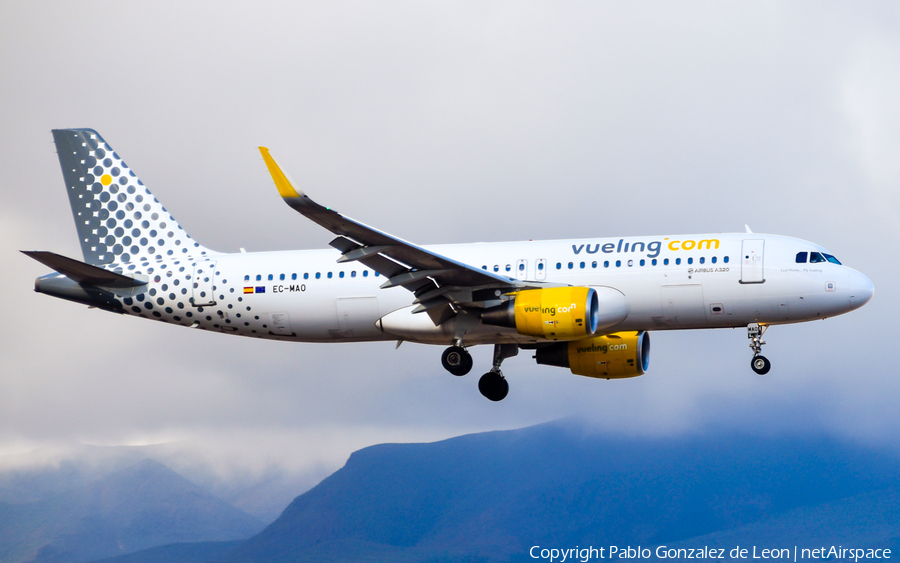 Vueling Airbus A320-214 (EC-MAO) | Photo 341897