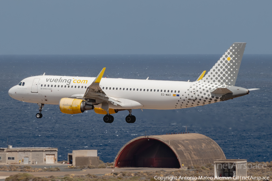 Vueling Airbus A320-214 (EC-MAO) | Photo 638113