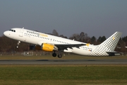 Vueling Airbus A320-214 (EC-MAX) at  Hamburg - Fuhlsbuettel (Helmut Schmidt), Germany