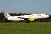 Vueling Airbus A320-214 (EC-MAX) at  Hamburg - Fuhlsbuettel (Helmut Schmidt), Germany