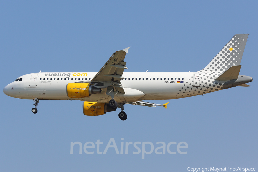 Vueling Airbus A320-214 (EC-MBD) | Photo 414644