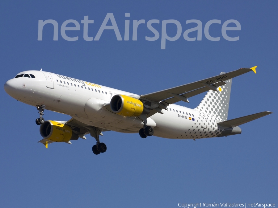 Vueling Airbus A320-214 (EC-MBD) | Photo 337667