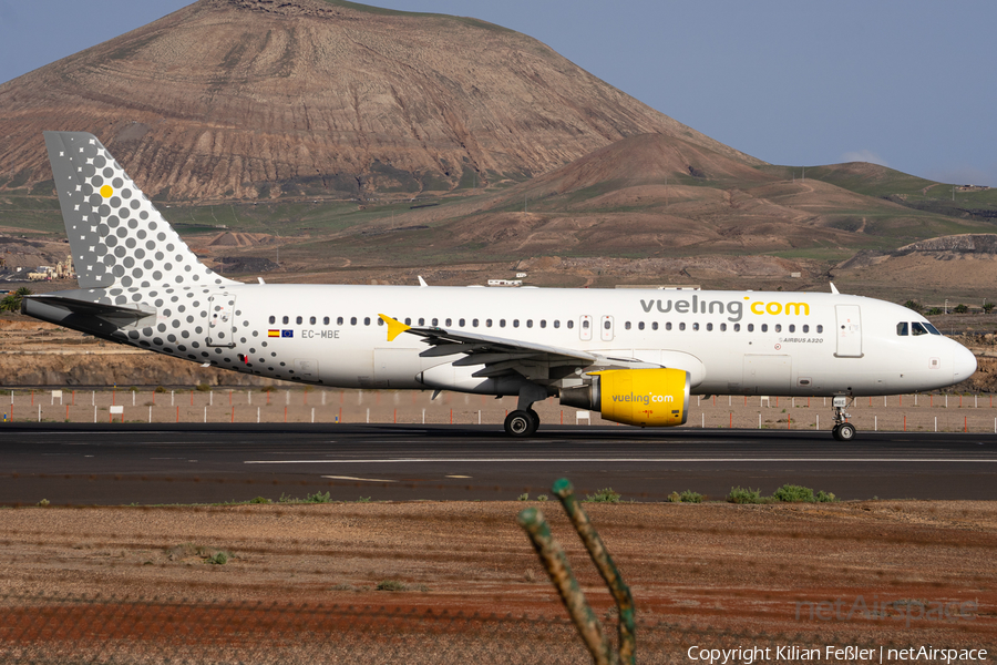 Vueling Airbus A320-214 (EC-MBE) | Photo 533967