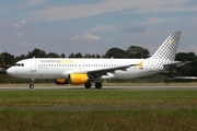 Vueling Airbus A320-214 (EC-MBE) at  Hamburg - Fuhlsbuettel (Helmut Schmidt), Germany