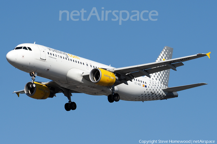 Vueling Airbus A320-214 (EC-MBE) | Photo 273768
